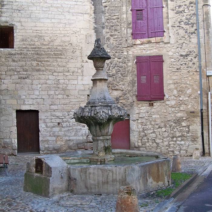 Photo de Fontaine Reboul de Pernes-les-Fontaines